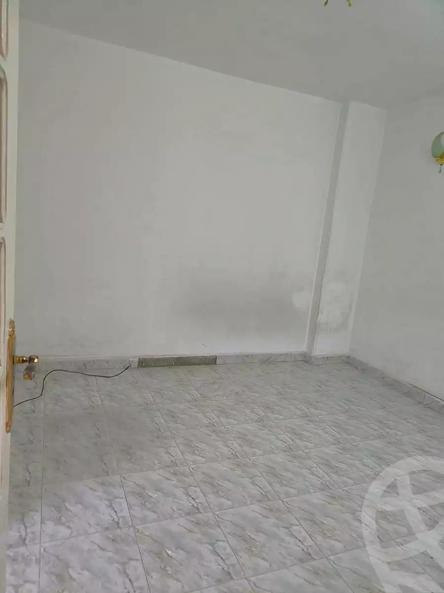 https://aqarmap.com.eg/ar/listing/7359092-for-sale-cairo-helwan-zou-el-fekar-basha-st