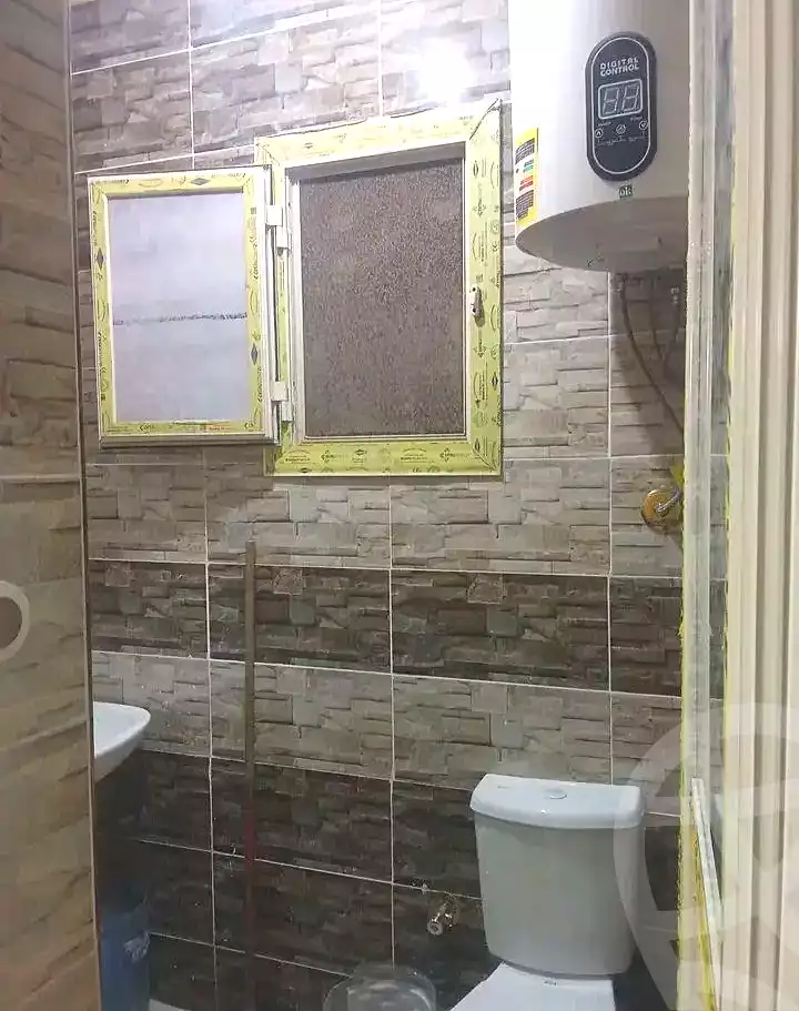 https://aqarmap.com.eg/ar/listing/7359091-for-rent-alexandria-al-agamy-el-hanouvel