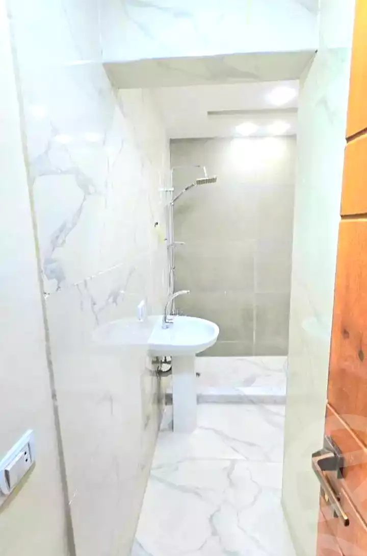 https://aqarmap.com.eg/en/listing/7359145-for-sale-alexandria-al-agamy-bw-ywsf