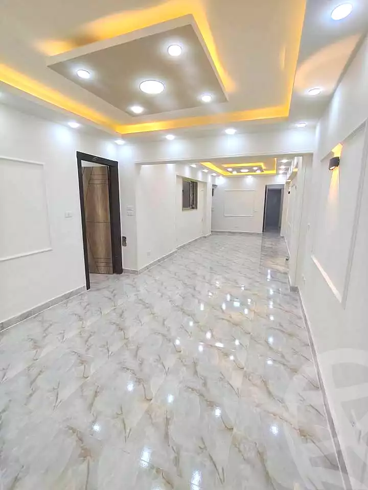 https://aqarmap.com.eg/ar/listing/7359633-for-sale-alexandria-miami-shr-jml-bd-lnsr