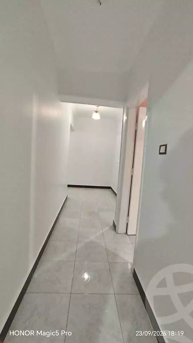 https://aqarmap.com.eg/en/listing/7359770-for-sale-cairo-helwan-helwan-el-sharkeya-khesro-basha-st
