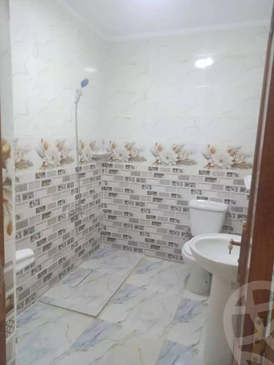 https://aqarmap.com.eg/en/listing/7360007-for-sale-alexandria-al-agamy-el-hanouvel