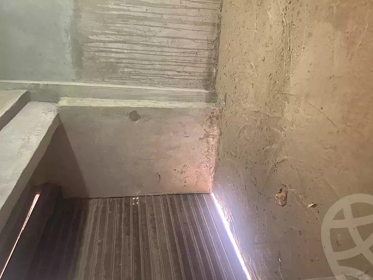 https://aqarmap.com.eg/ar/listing/7360028-for-sale-sohag-el-osayrat-el-ahawya