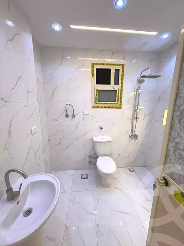 https://aqarmap.com.eg/ar/listing/7360266-for-sale-alexandria-sydy-bshr-sydy-bshr-bhry-gamal-abd-el-nasir-st