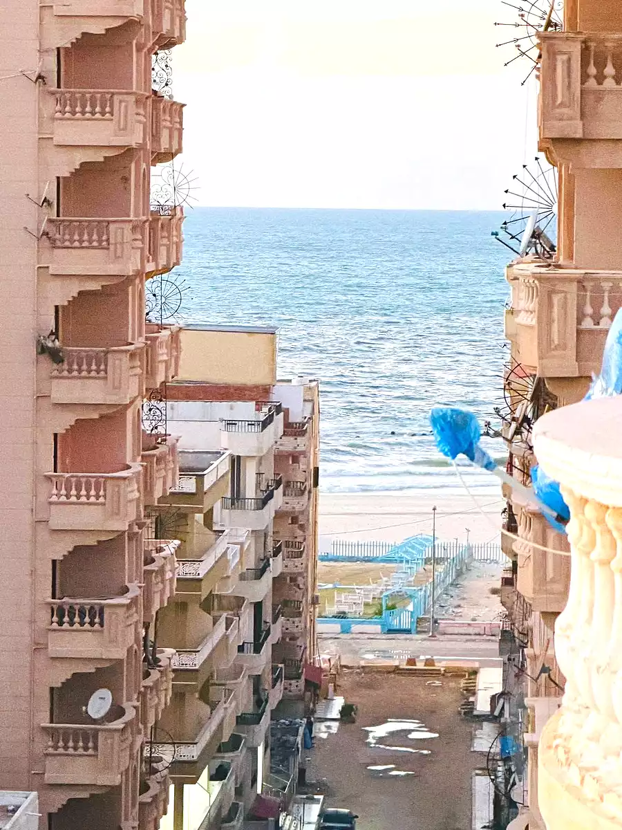 https://aqarmap.com.eg/ar/listing/7360827-for-sale-alexandria-al-agamy-shataa-el-nakheel