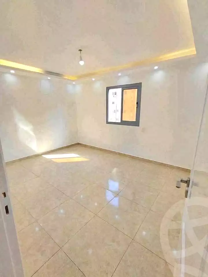 https://aqarmap.com.eg/en/listing/7360928-for-sale-alexandria-el-asafra-l-sfr-bhry