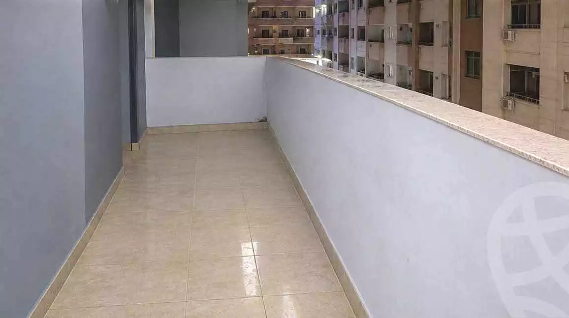 https://aqarmap.com.eg/ar/listing/7360927-for-sale-alexandria-el-asafra-l-sfr-bhry