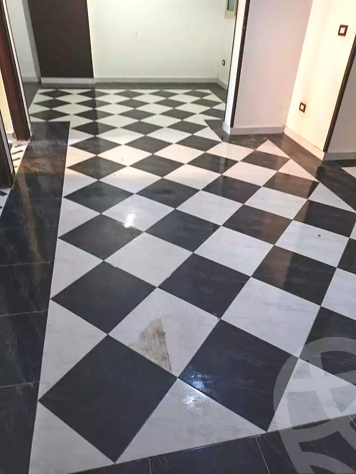 https://aqarmap.com.eg/en/listing/7361069-for-sale-alexandria-sydy-bshr-sydy-bshr-qbly-mohamed-farid-st