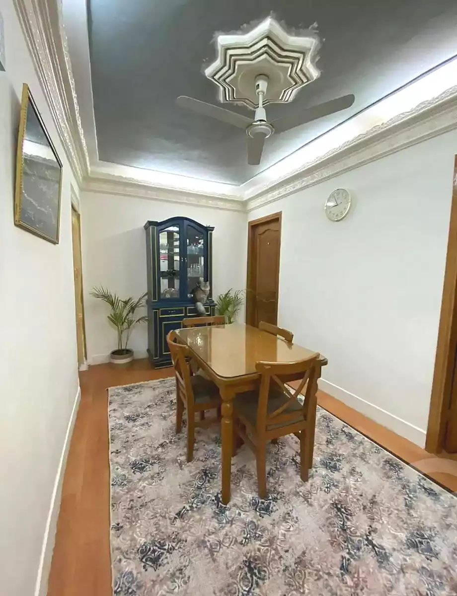 https://aqarmap.com.eg/ar/listing/7361336-for-sale-alexandria-moharram-bey-kanal-al-mahmoudeya-al-bahri-st