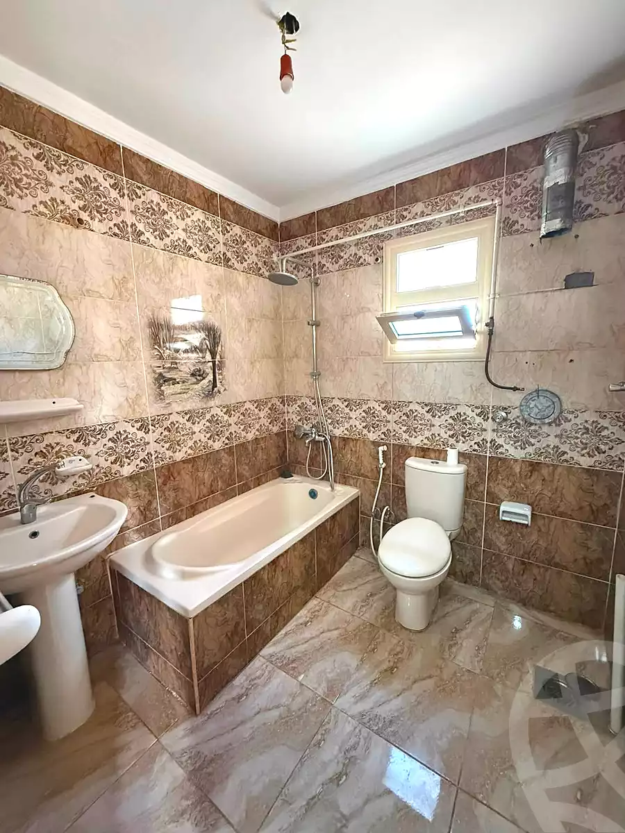 https://aqarmap.com.eg/ar/listing/7361339-for-sale-alexandria-sydy-bshr-sydy-bshr-bhry-mohamed-el-srafi-st.
