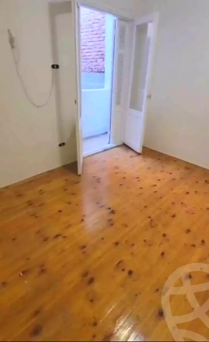 https://aqarmap.com.eg/en/listing/7361350-for-sale-alexandria-camp-cesar
