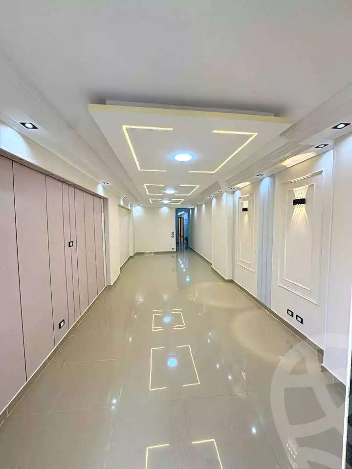 https://aqarmap.com.eg/ar/listing/7361496-for-sale-alexandria-sydy-bshr-sydy-bshr-bhry-shr-mhmwd-l-yswy