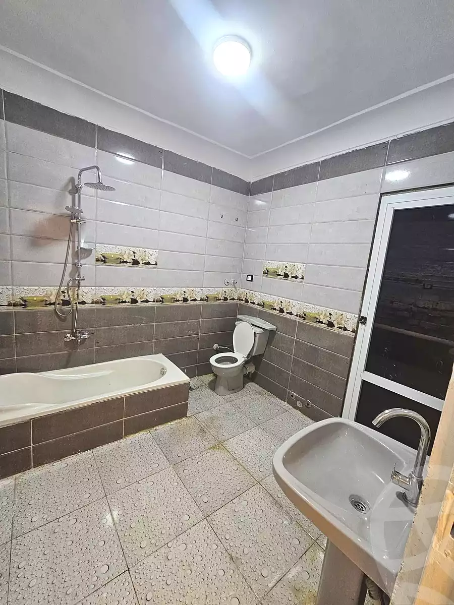 https://aqarmap.com.eg/en/listing/7361831-for-sale-alexandria-al-agamy-lbytsh