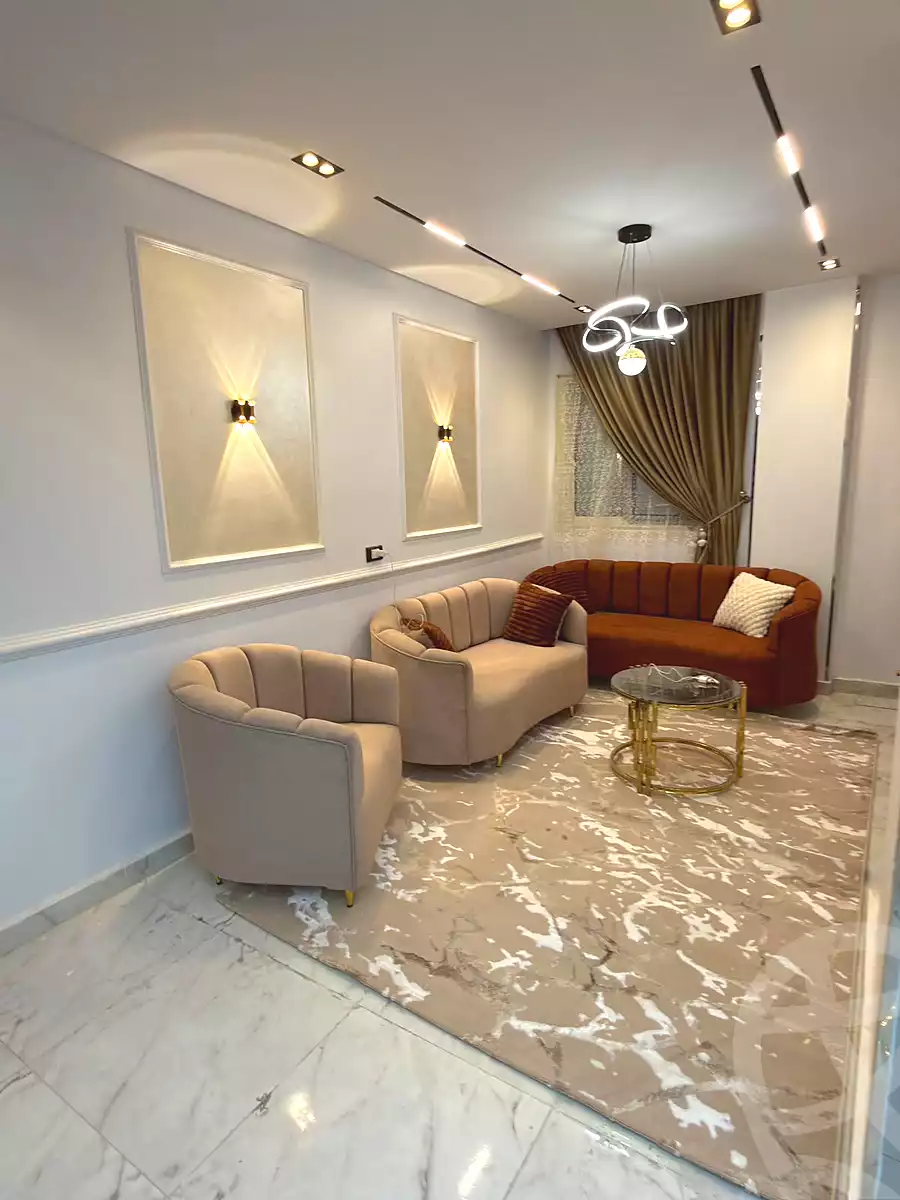 https://aqarmap.com.eg/ar/listing/7362160-for-rent-cairo-6th-of-october-el-ahyaa-neighborhood-1st-rich-bake-st