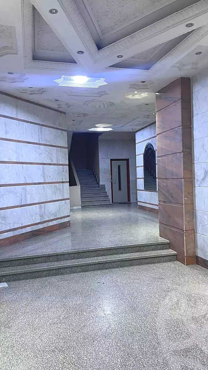 https://aqarmap.com.eg/ar/listing/7362485-for-sale-cairo-el-maadi-zahraa-el-maadi-eighth-neighborhood