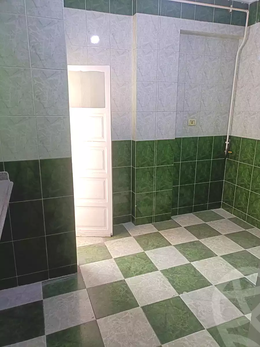 https://aqarmap.com.eg/ar/listing/7362541-for-sale-alexandria-sydy-bshr-sydy-bshr-bhry-shr-mhmwd-l-yswy