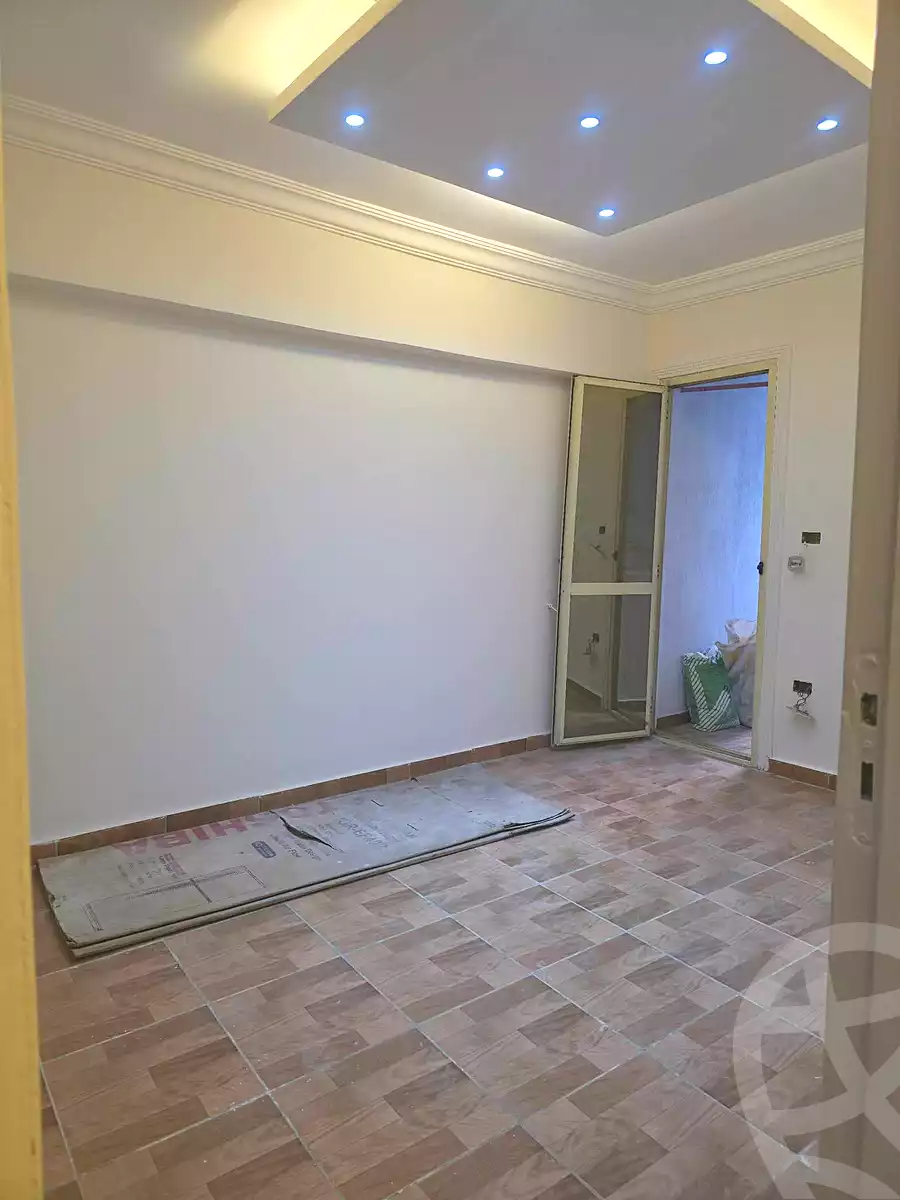 https://aqarmap.com.eg/ar/listing/7363616-for-sale-alexandria-sydy-bshr-sydy-bshr-bhry-gamal-abd-el-nasir-st