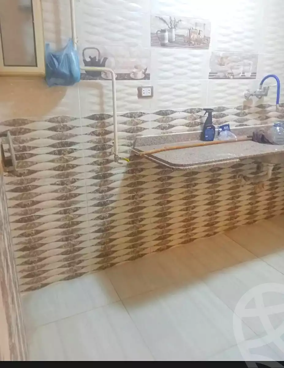 https://aqarmap.com.eg/ar/listing/7363756-for-sale-alexandria-al-agamy-lbytsh-qased-kareem-st
