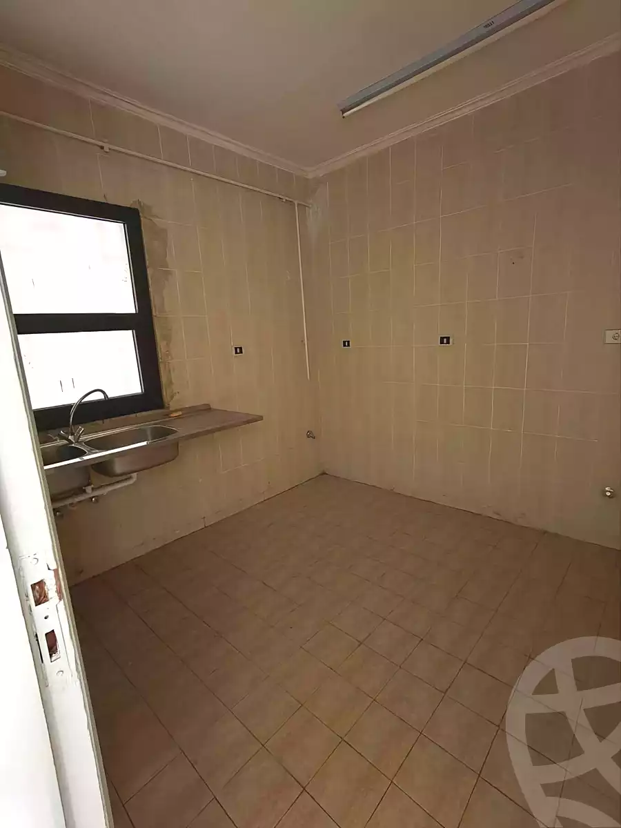 https://aqarmap.com.eg/ar/listing/7365017-for-sale-cairo-new-cairo-south-investors-zizinia-st