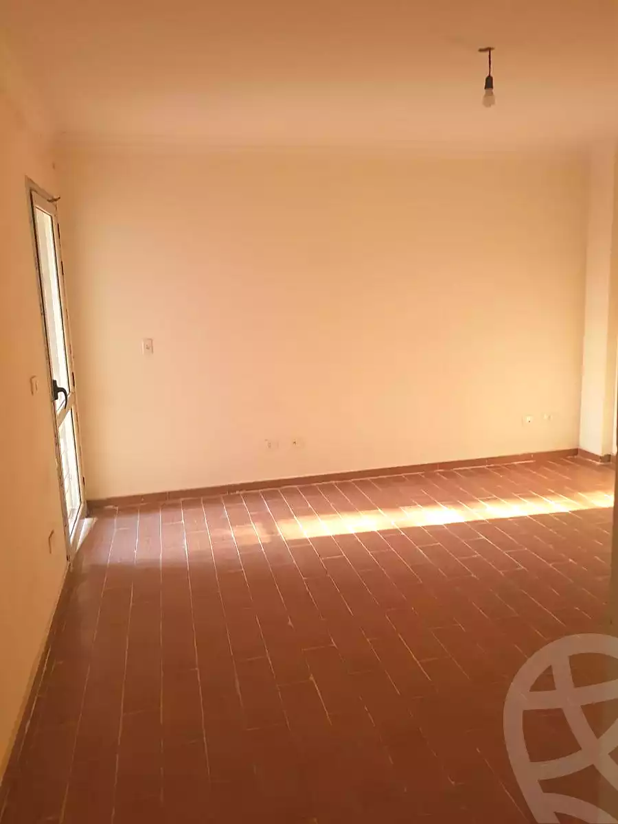 https://aqarmap.com.eg/en/listing/7365091-for-sale-cairo-new-cairo-compounds-dar-misr-el-koronfel