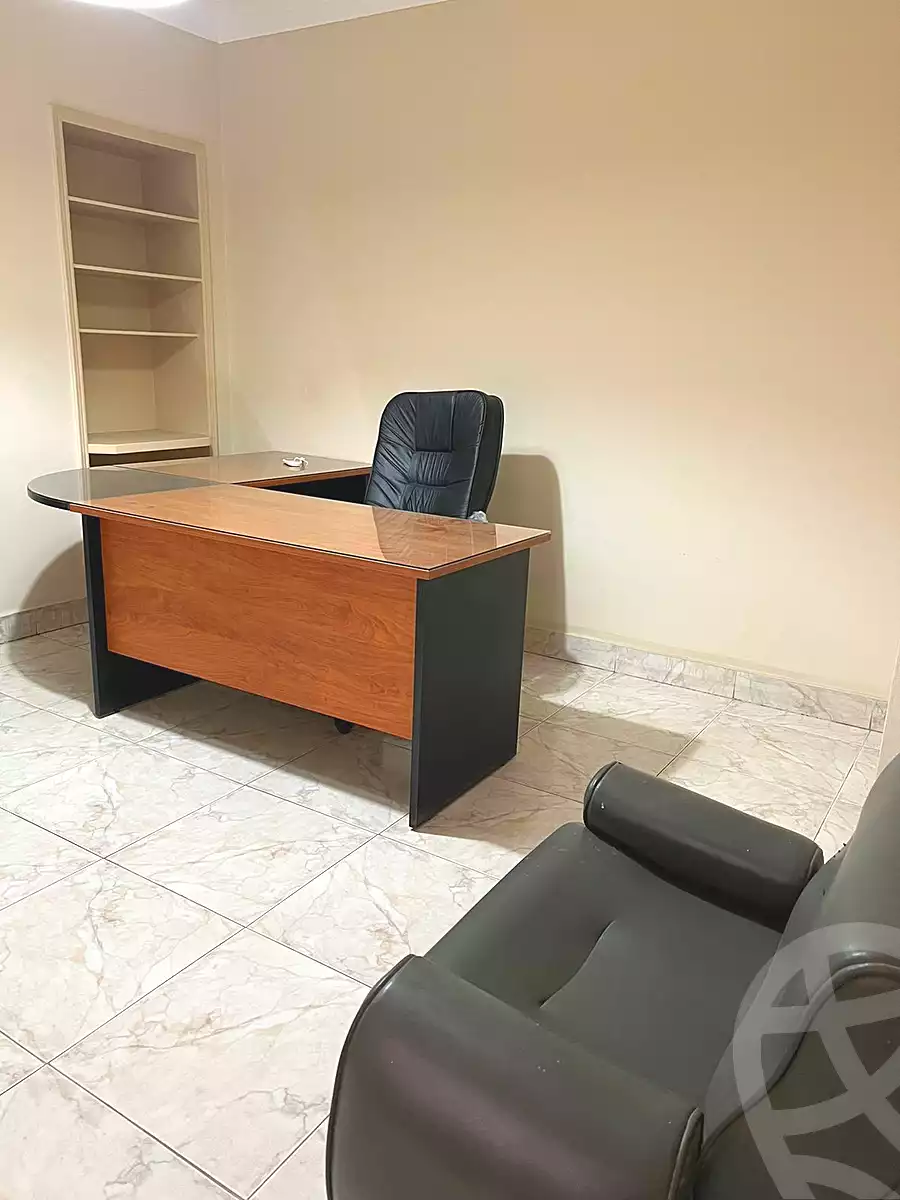 https://aqarmap.com.eg/ar/listing/7365179-for-sale-cairo-heliopolis-el-korba-cleopatra-st