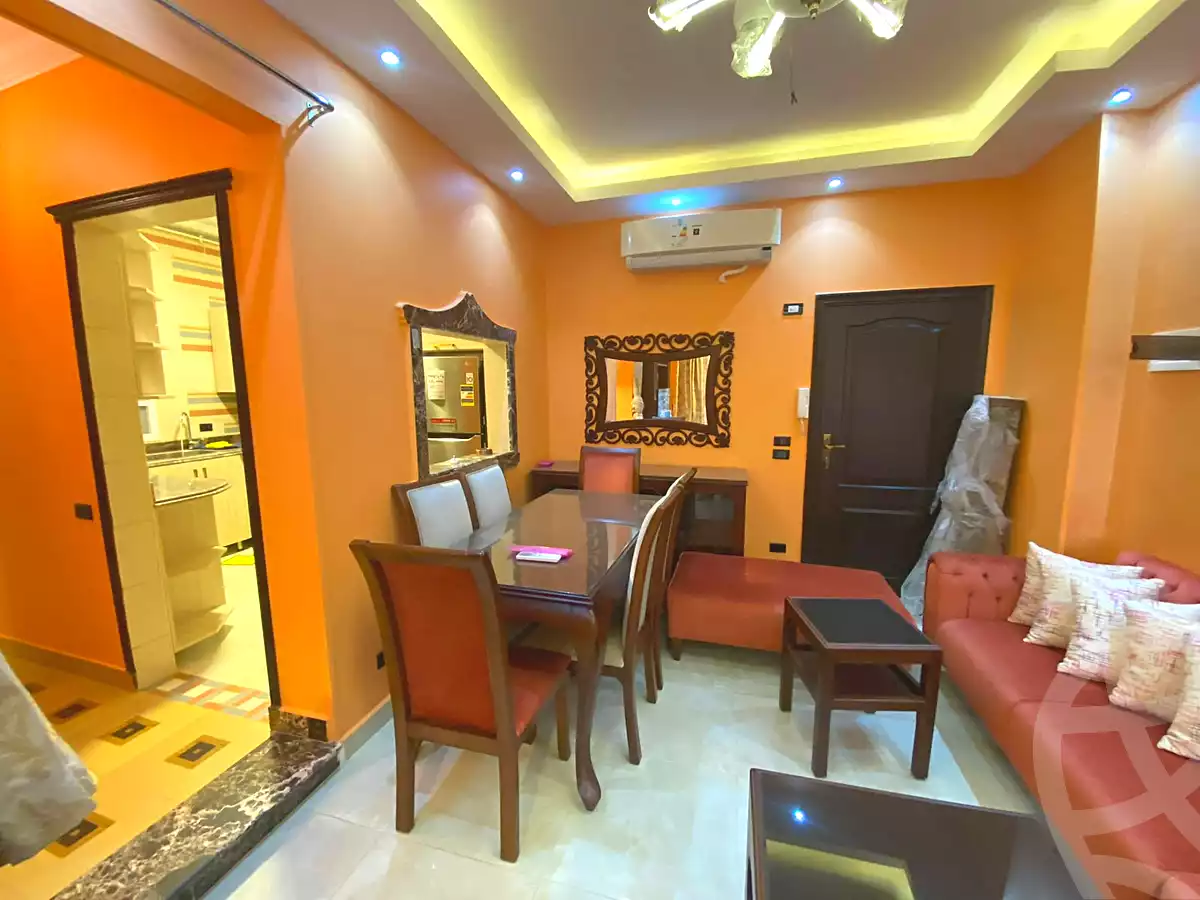 https://aqarmap.com.eg/en/listing/7365239-for-sale-cairo-el-sheikh-zayed-city-compounds-rawdet-zayed
