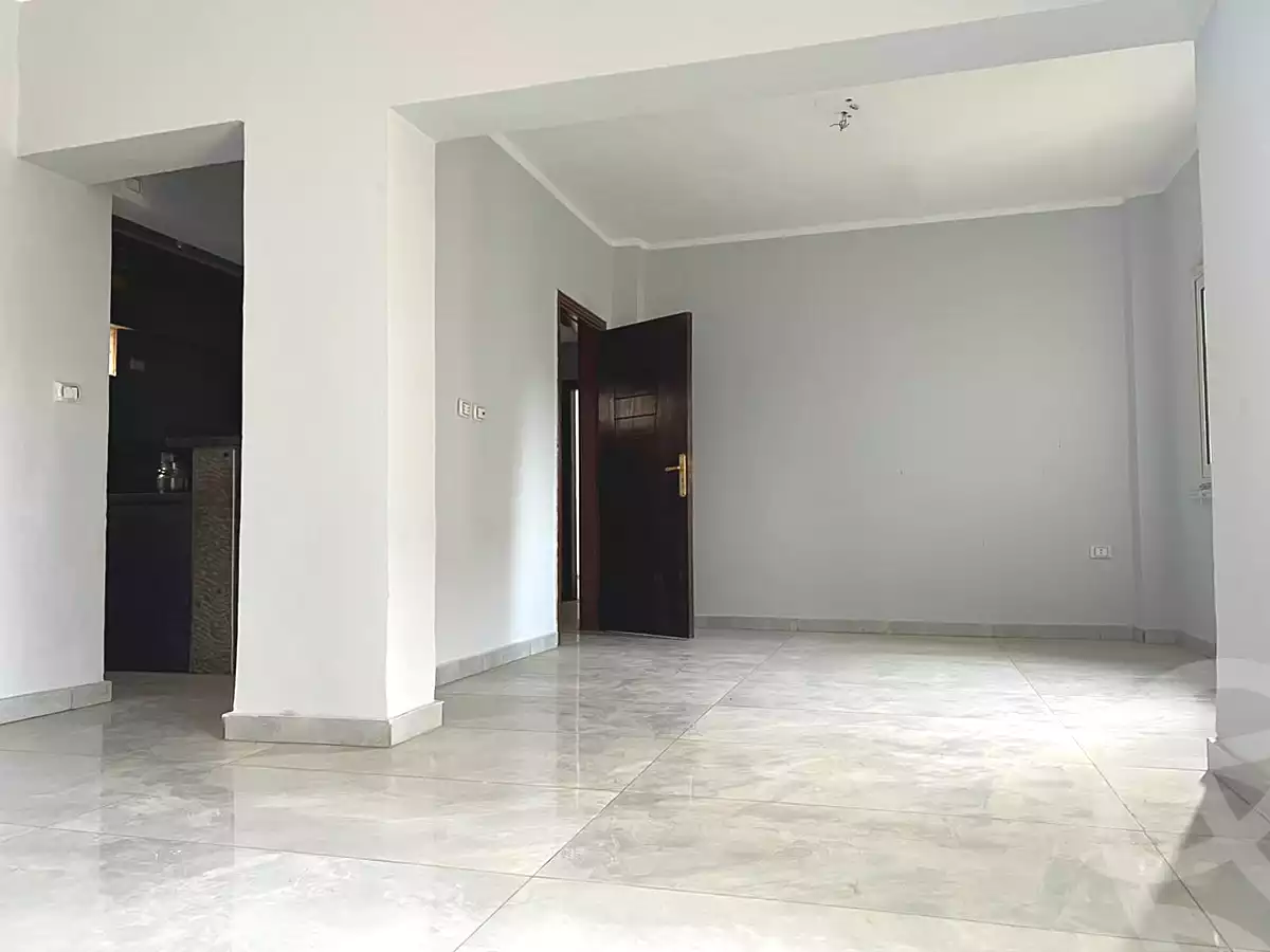 https://aqarmap.com.eg/en/listing/7365281-for-sale-cairo-el-sheikh-zayed-city-mntq-fr-y-bmdyn-lshykh-zyd