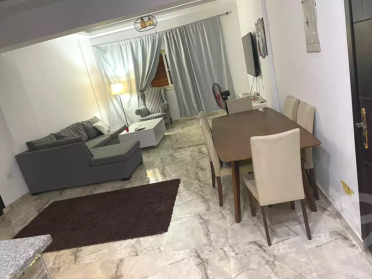https://aqarmap.com.eg/en/listing/7365314-for-sale-cairo-el-sheikh-zayed-city-mntq-fr-y-bmdyn-lshykh-zyd