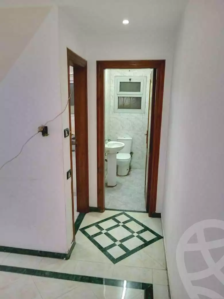 https://aqarmap.com.eg/en/listing/7365355-for-sale-cairo-helwan-sherif-st