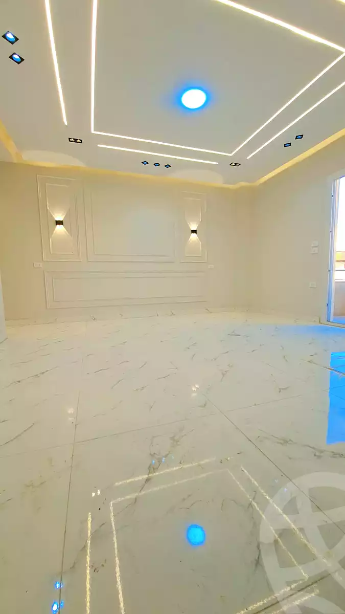 https://aqarmap.com.eg/ar/listing/7365515-for-sale-cairo-6th-of-october-el-ahyaa-neighborhood-2nd-divided-from-al-kafrawei-st