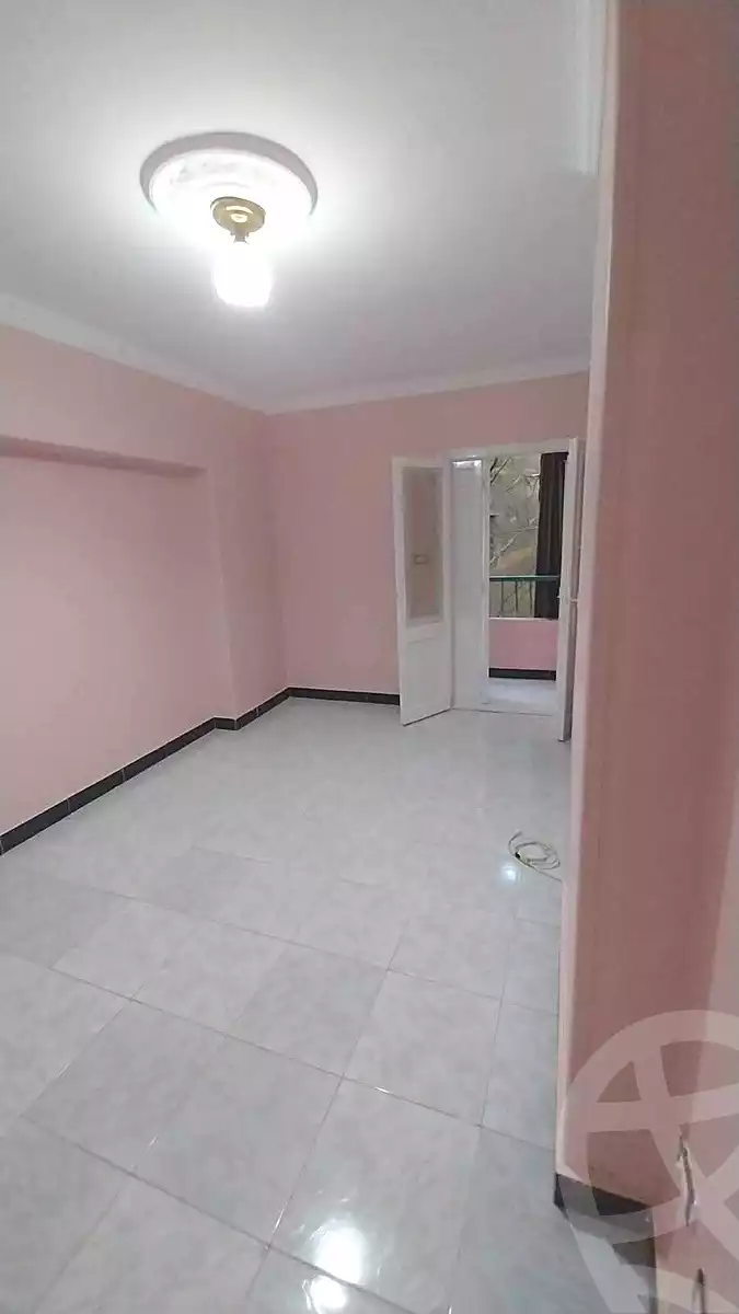 https://aqarmap.com.eg/ar/listing/7365606-for-sale-cairo-helwan-helwan-el-sharkeya-khesro-basha-st
