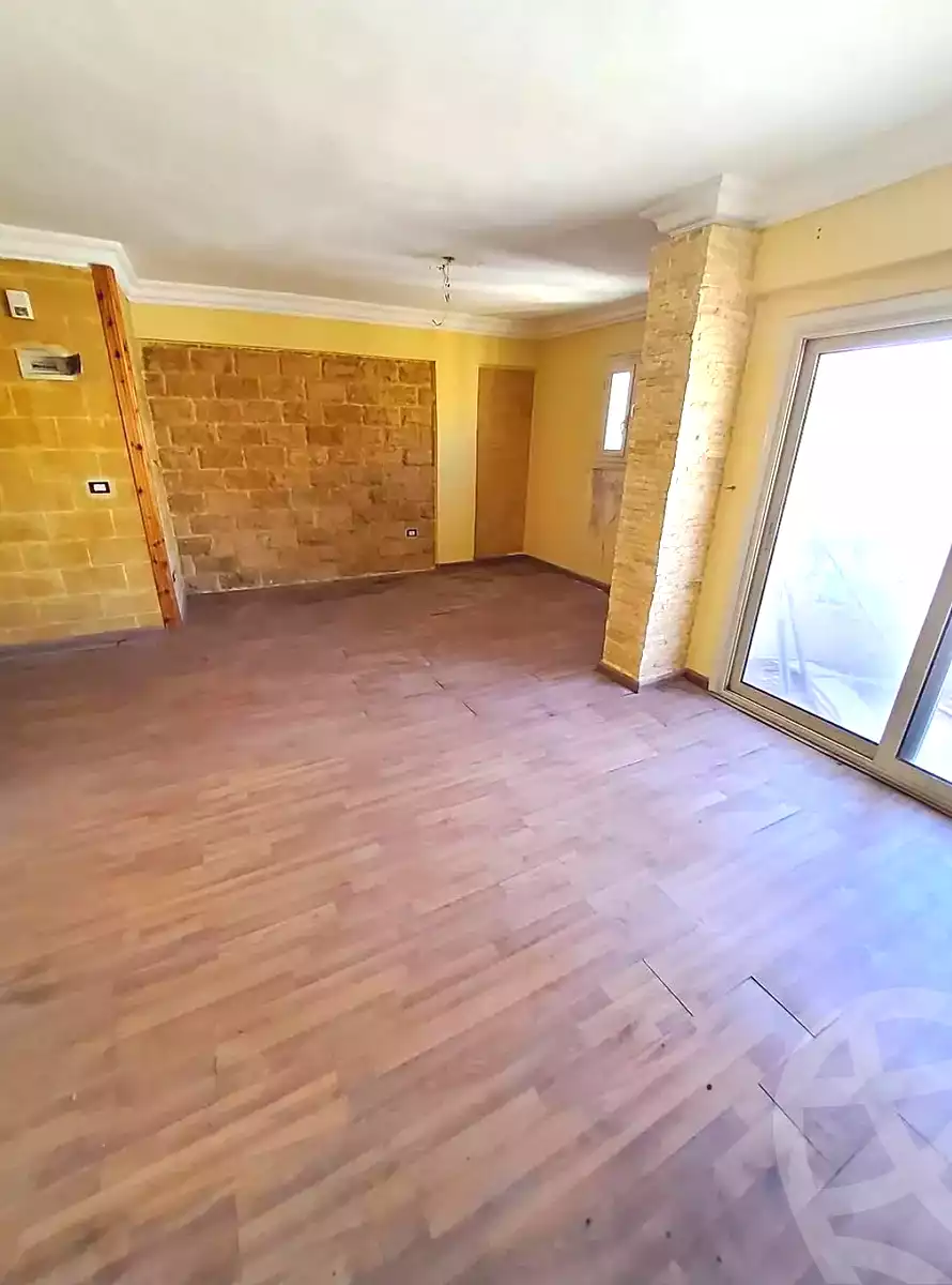 https://aqarmap.com.eg/ar/listing/7366315-for-sale-alexandria-ganaklis