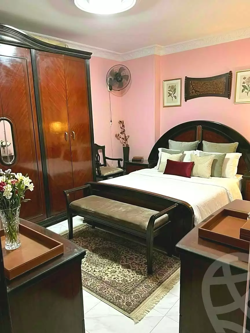 https://aqarmap.com.eg/ar/listing/7366474-for-sale-sharqia-zagazig-zagazig-city-ghasham-rd