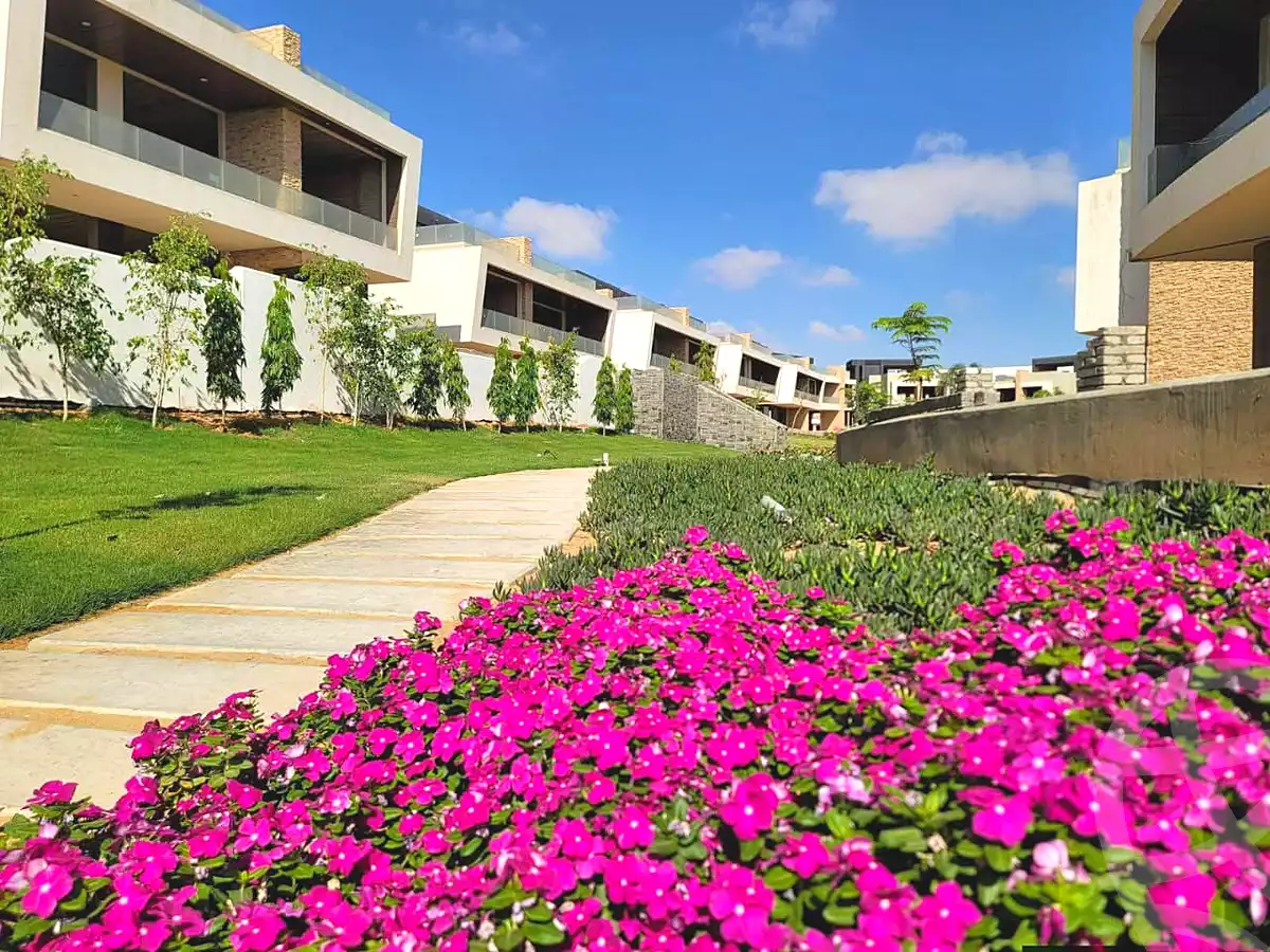 https://aqarmap.com.eg/en/listing/7366759-for-sale-cairo-new-administrative-capital-r7-mydtwn-fyl