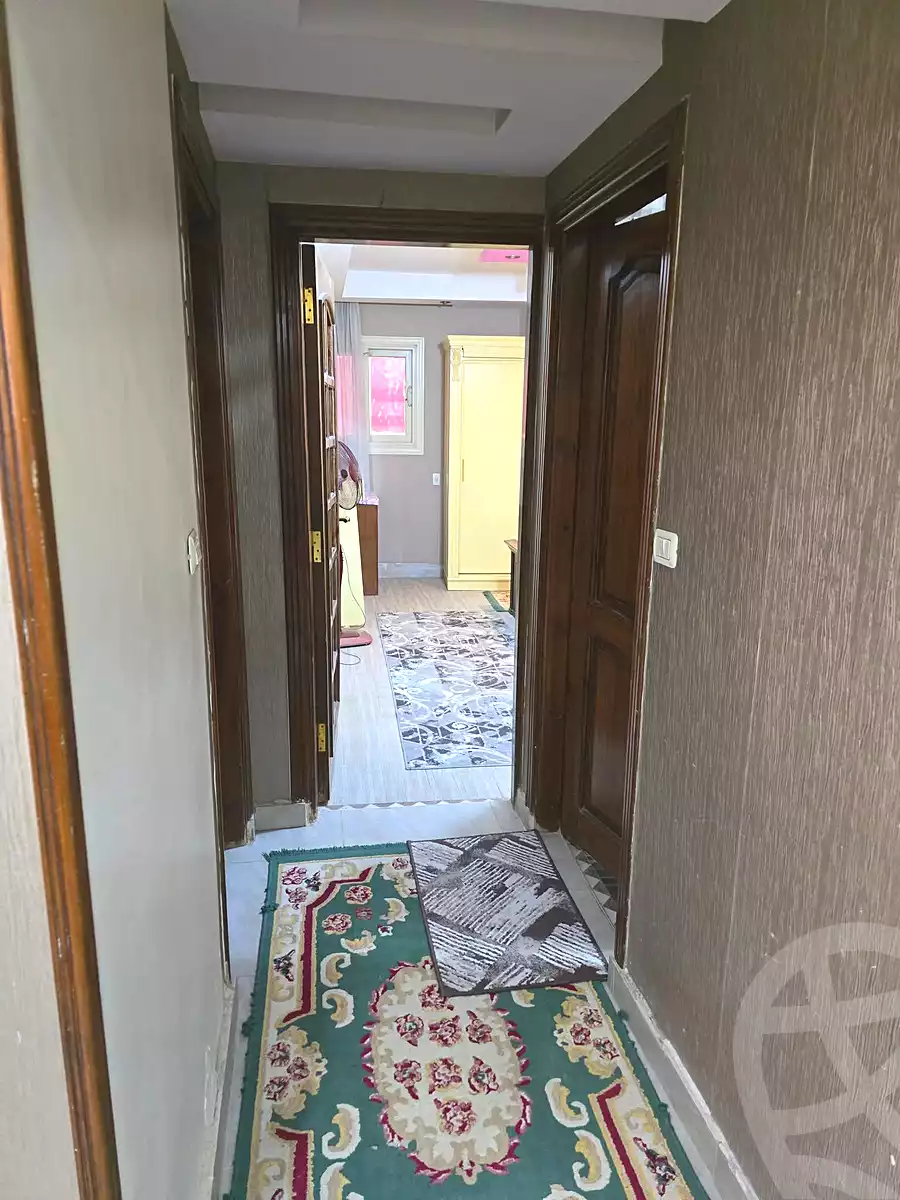 https://aqarmap.com.eg/ar/listing/7366947-for-rent-cairo-helwan-hadayek-helwan-nile-corniche-st