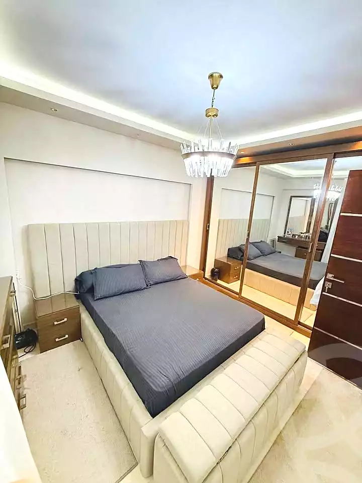 https://aqarmap.com.eg/ar/listing/7367828-for-sale-alexandria-sydy-bshr-sydy-bshr-bhry-magd-el-arab-mohamed-st
