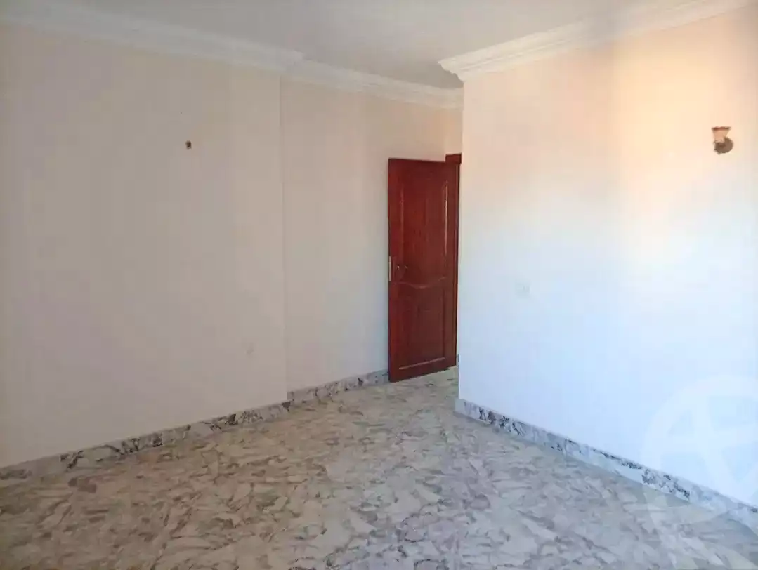 https://aqarmap.com.eg/en/listing/7367921-for-rent-alexandria-al-agamy-el-kilo-21