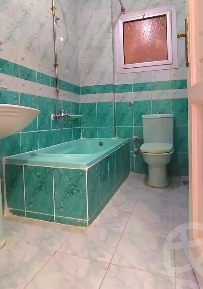 https://aqarmap.com.eg/en/listing/7368066-for-sale-alexandria-al-agamy-shataa-el-nakheel