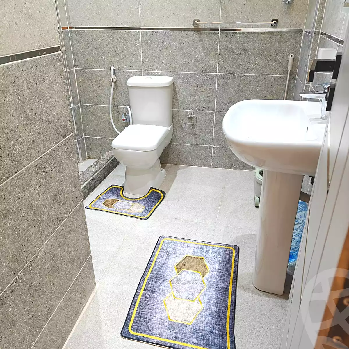 https://aqarmap.com.eg/en/listing/7368176-for-rent-alexandria-al-agamy-lbytsh-bianchiii-street-1