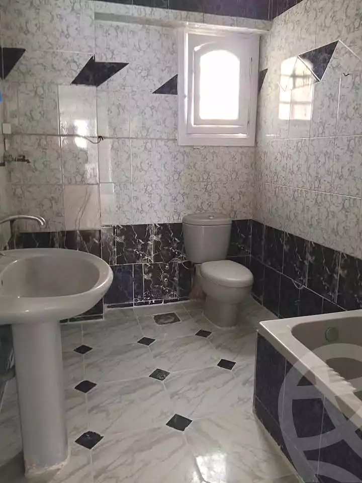 https://aqarmap.com.eg/en/listing/7368782-for-sale-alexandria-al-agamy-shataa-el-nakheel