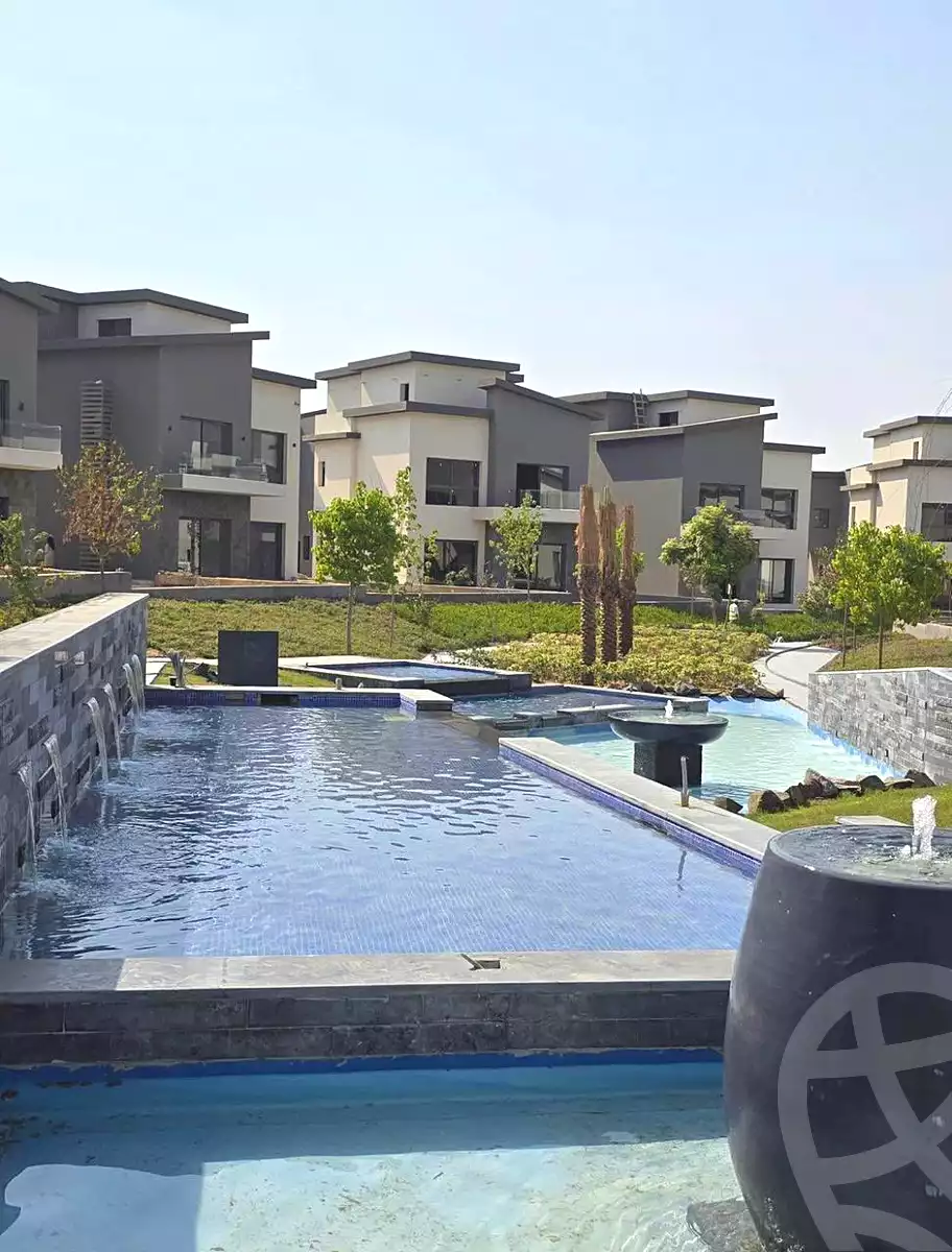 https://aqarmap.com.eg/ar/listing/7369019-for-sale-cairo-new-cairo-compounds-kmbwnd-kryk-twn-il-cazar