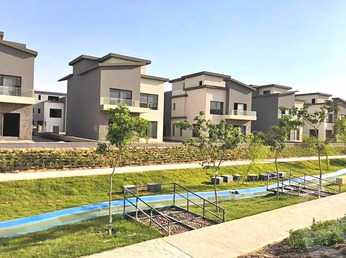 https://aqarmap.com.eg/ar/listing/7369019-for-sale-cairo-new-cairo-compounds-kmbwnd-kryk-twn-il-cazar