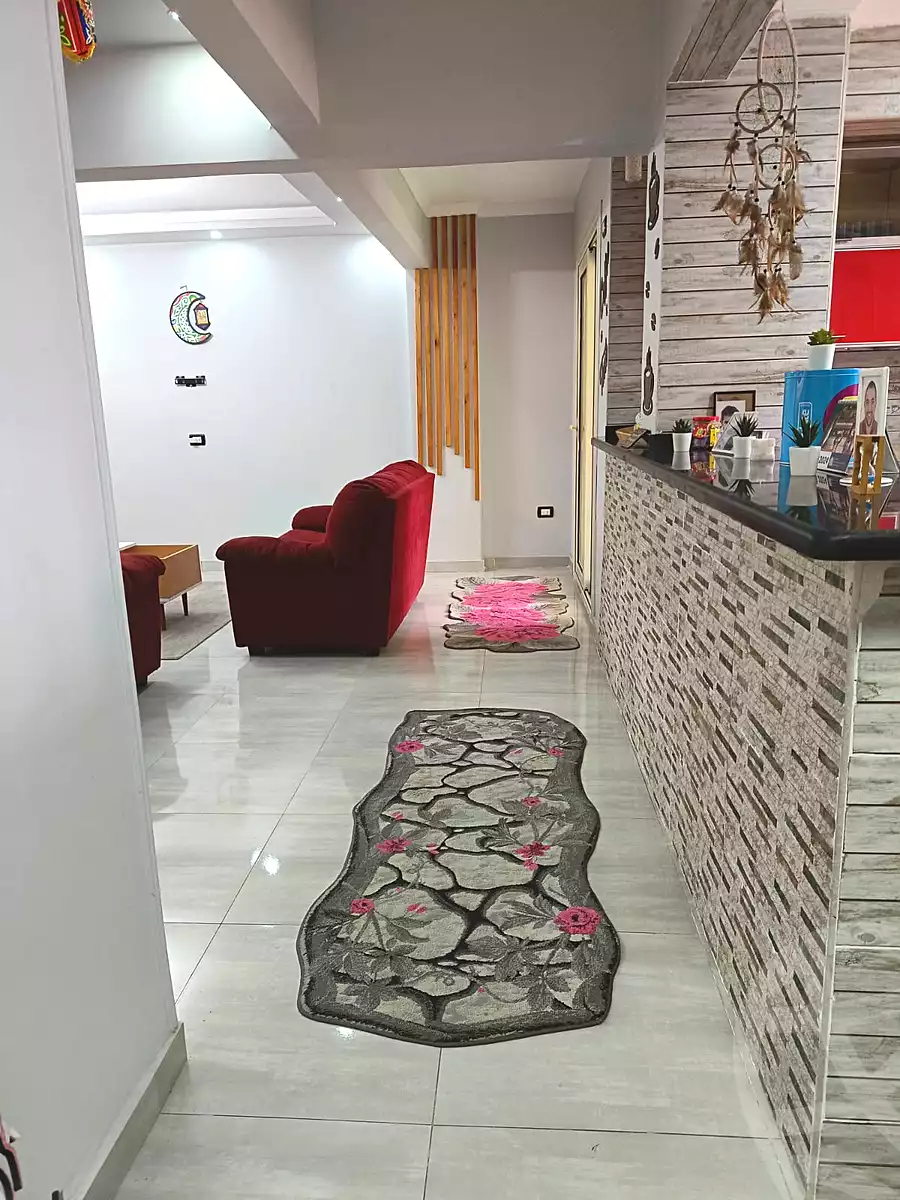 https://aqarmap.com.eg/ar/listing/7370011-for-sale-cairo-helwan-lmjwr-lrb-lmshrw-lmryky-street-104