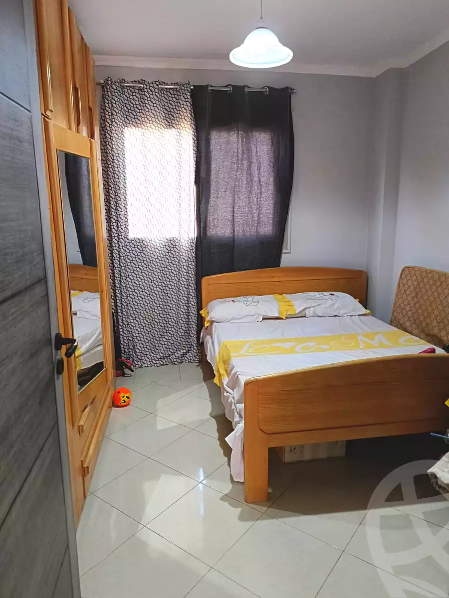 https://aqarmap.com.eg/ar/listing/7370011-for-sale-cairo-helwan-lmjwr-lrb-lmshrw-lmryky-street-104