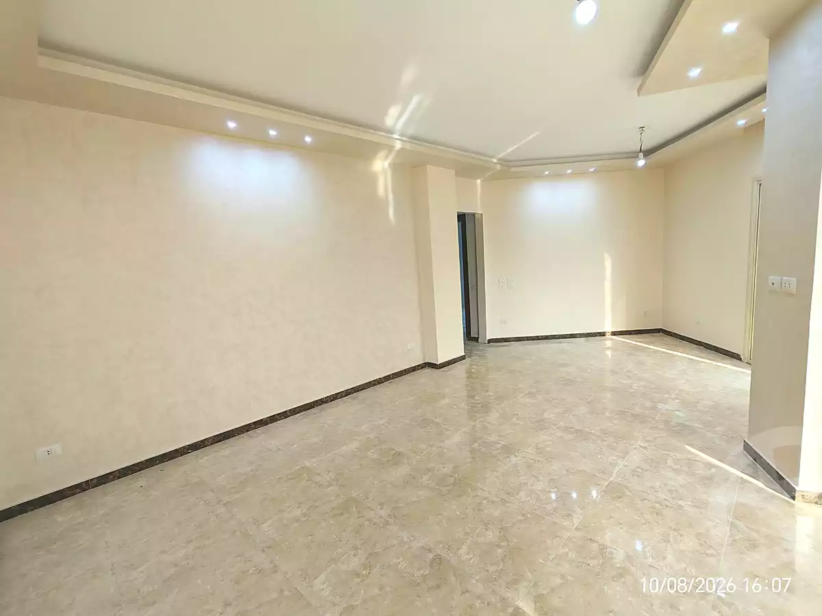 https://aqarmap.com.eg/ar/listing/7370148-for-sale-cairo-new-cairo-el-ahyaa-first-neighborhood-street-2