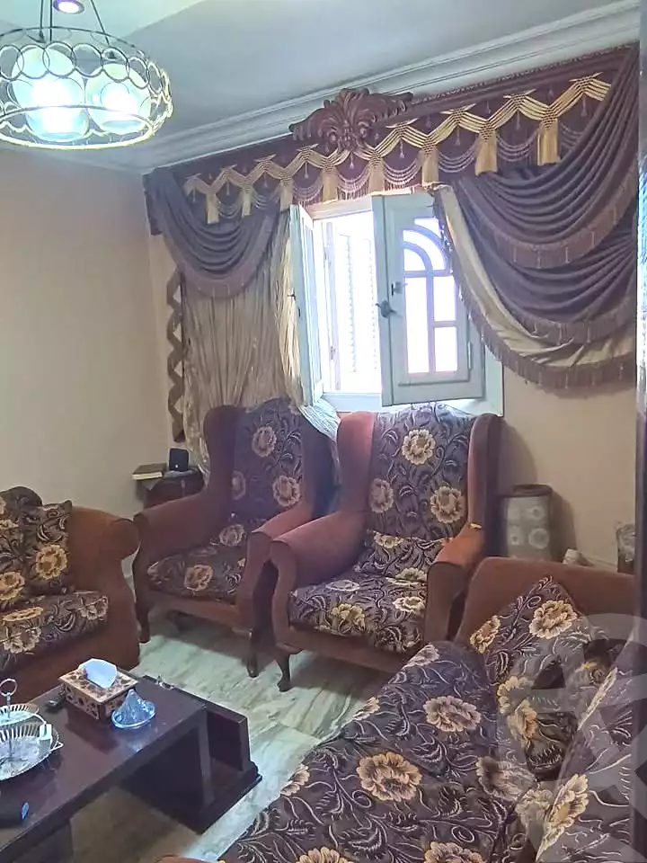 https://aqarmap.com.eg/ar/listing/7370159-for-sale-alexandria-sydy-bshr-sydy-bshr-bhry-gamal-abd-el-nasir-st