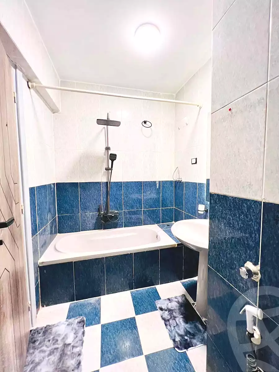 https://aqarmap.com.eg/en/listing/7370245-for-sale-alexandria-al-agamy-shataa-el-nakheel