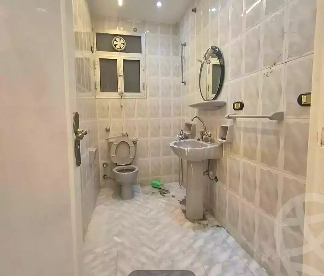 https://aqarmap.com.eg/ar/listing/7370397-for-sale-alexandria-al-agamy-lbytsh-princess-st