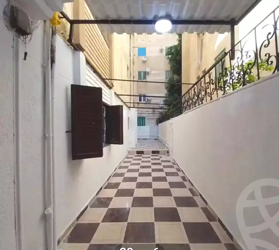 https://aqarmap.com.eg/en/listing/7370886-for-sale-alexandria-al-agamy-shataa-el-nakheel