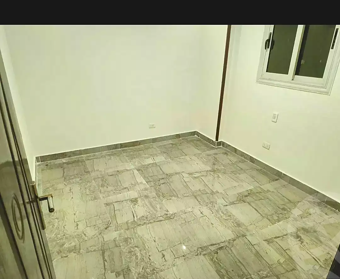 https://aqarmap.com.eg/ar/listing/7371096-for-rent-alexandria-sydy-bshr-sydy-bshr-bhry-shr-mhmwd-l-yswy